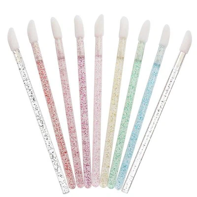 Lip Applicator